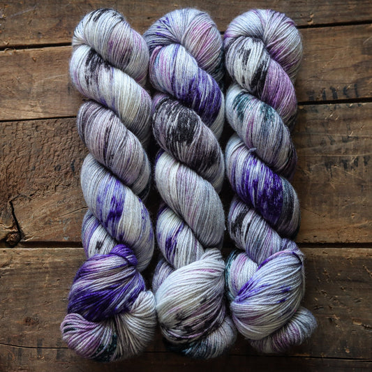 29 | violet sock