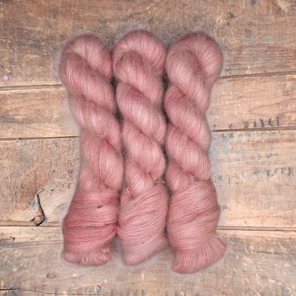 Faded Rose | anemone lace
