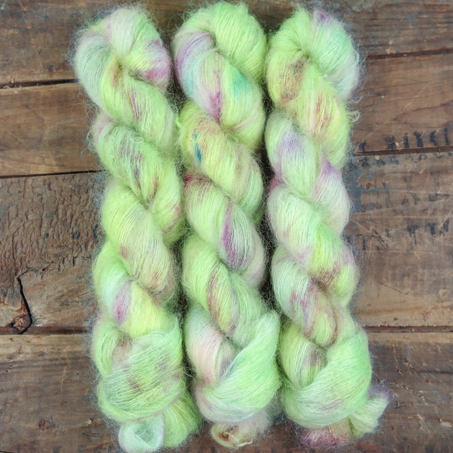 Neon Pistachio | anemone lace