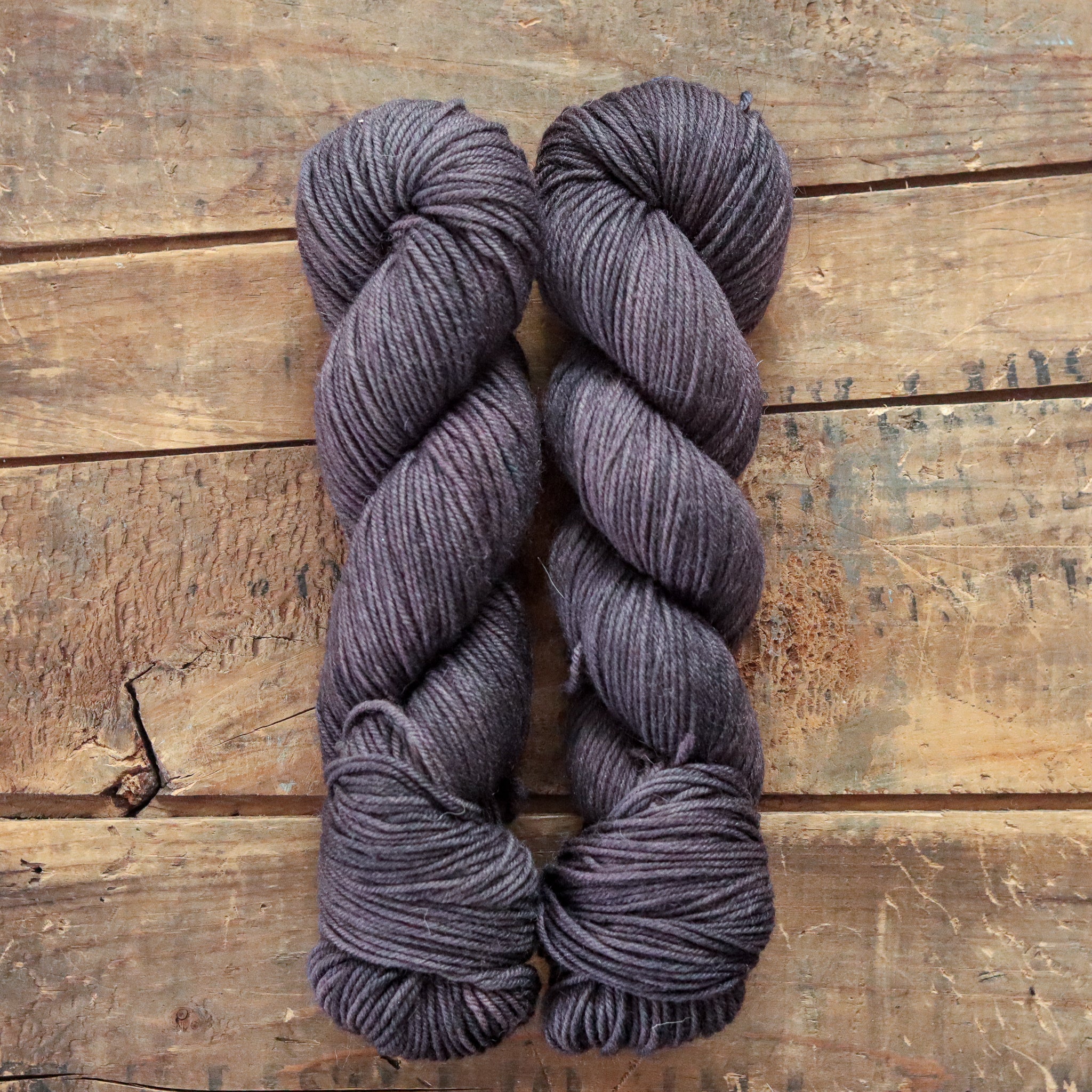 Graphite | cedar worsted