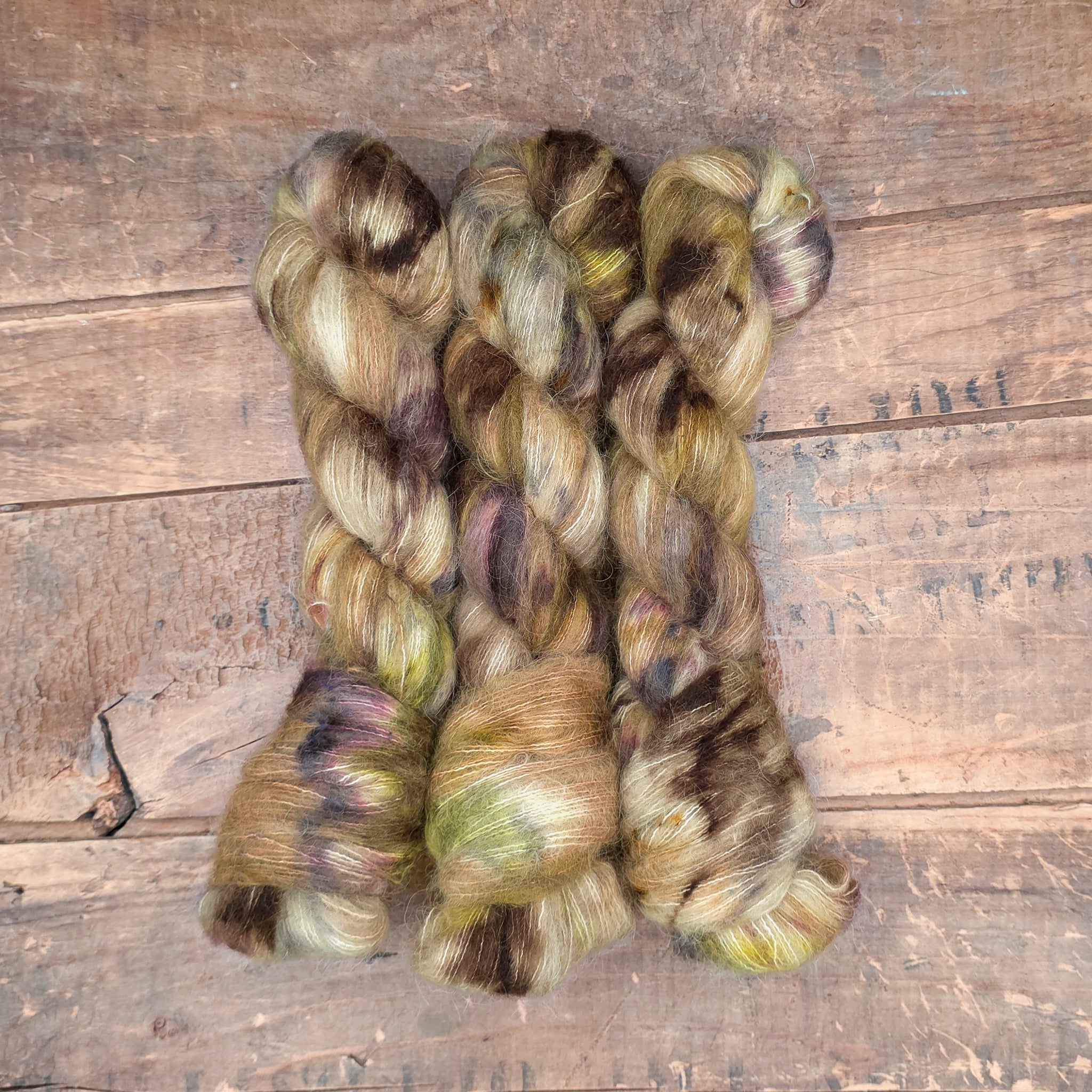 Albertosaurus | tamarack lace