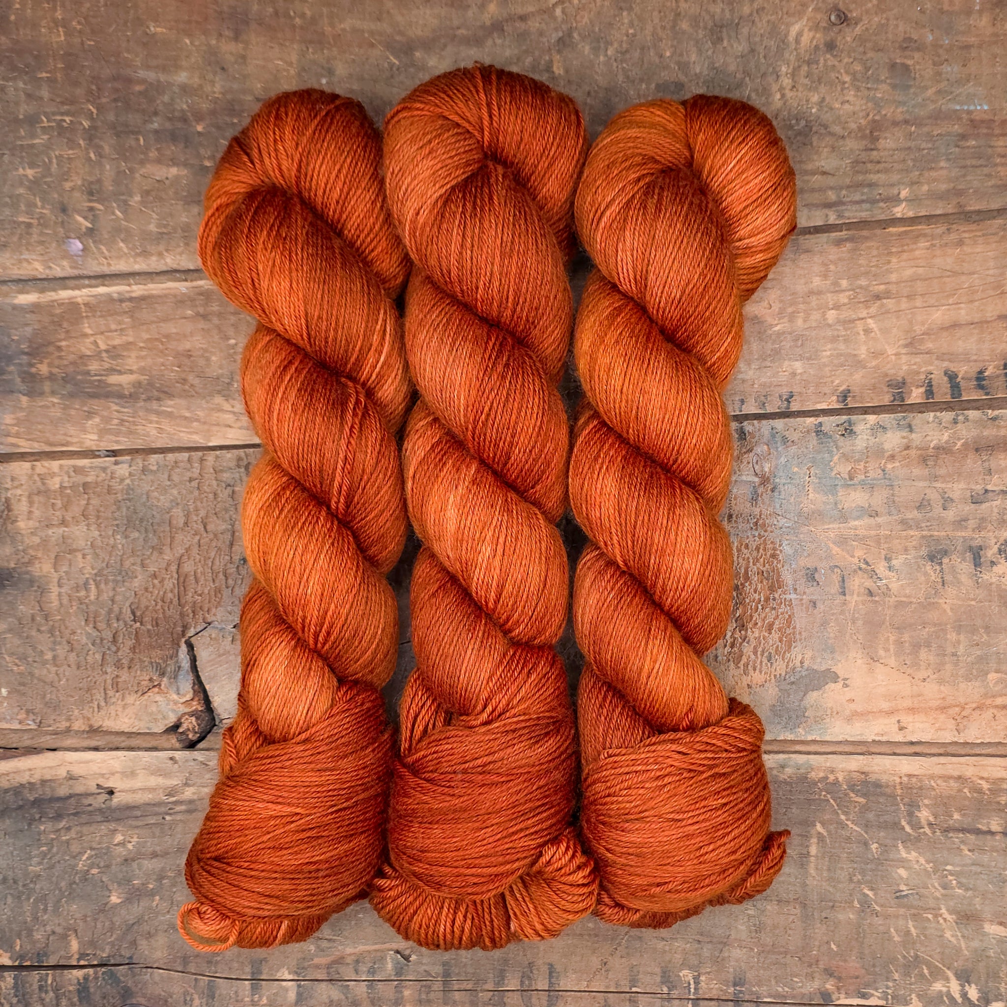Chai | violet sock