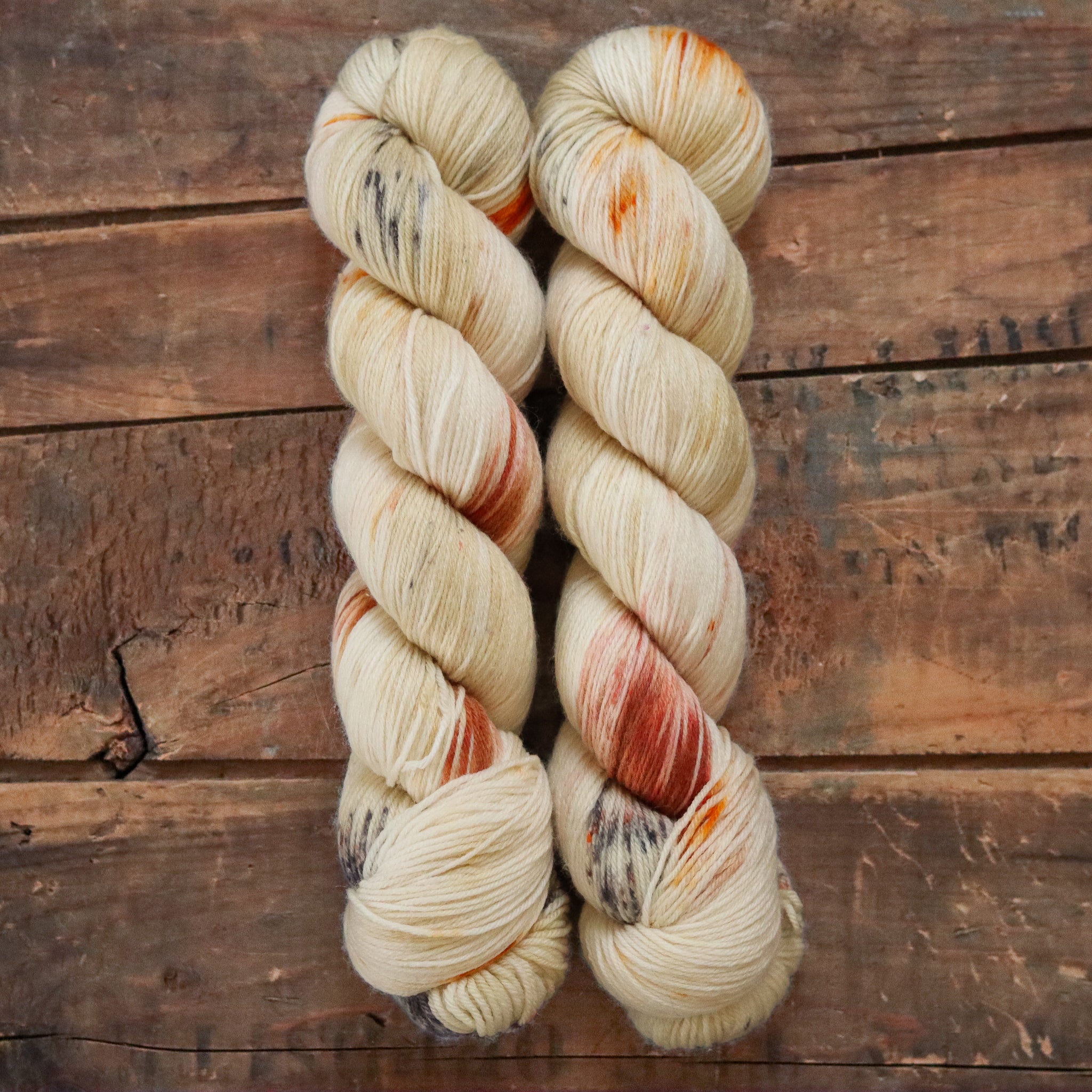 Snow Bunting | violet sock