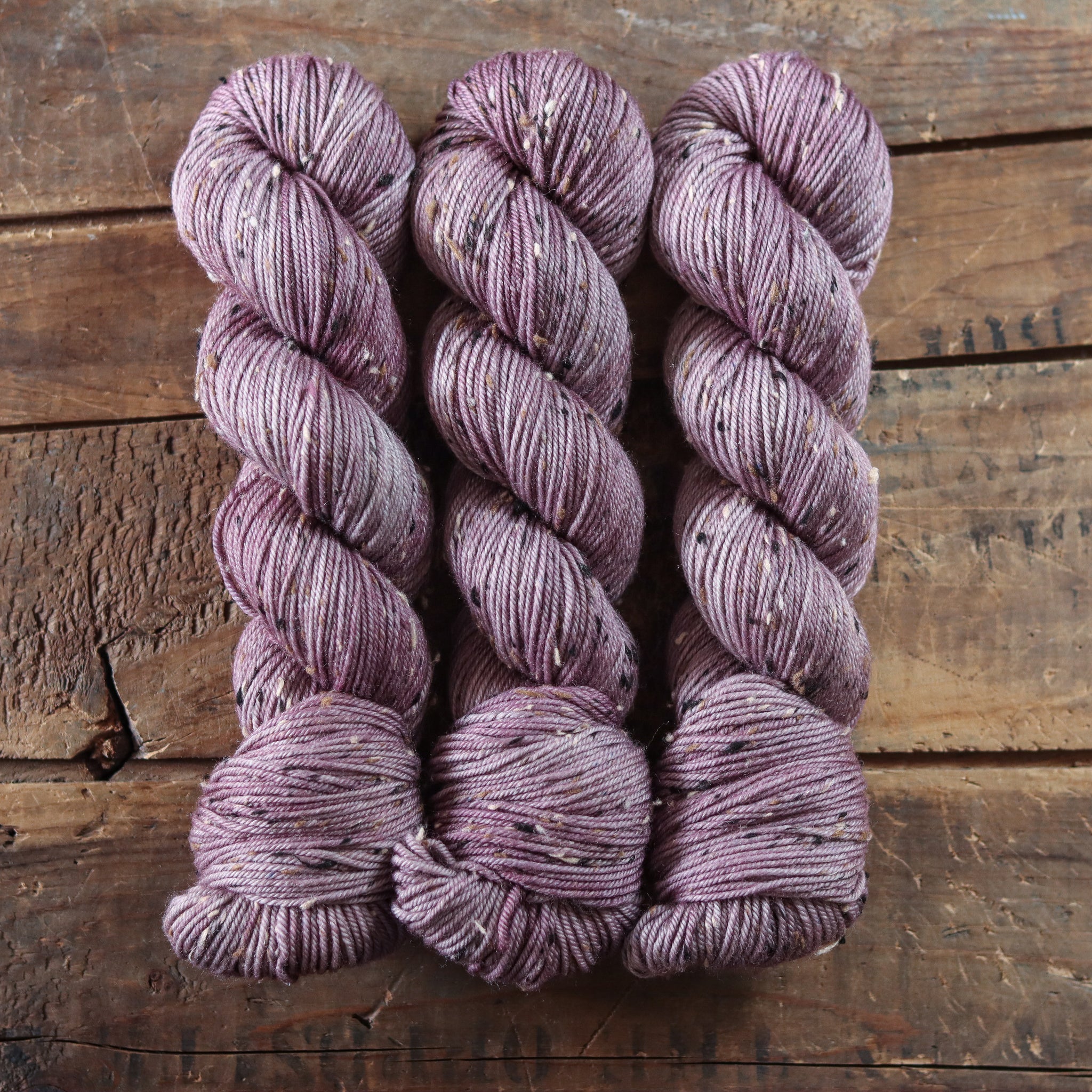 Frosted Heather | wood lily DK