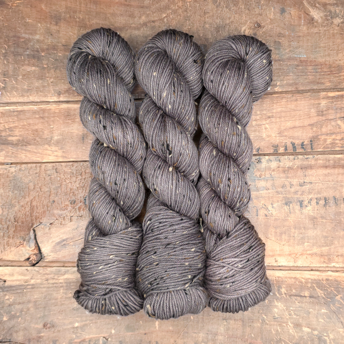 Chartreux | wood lily dk