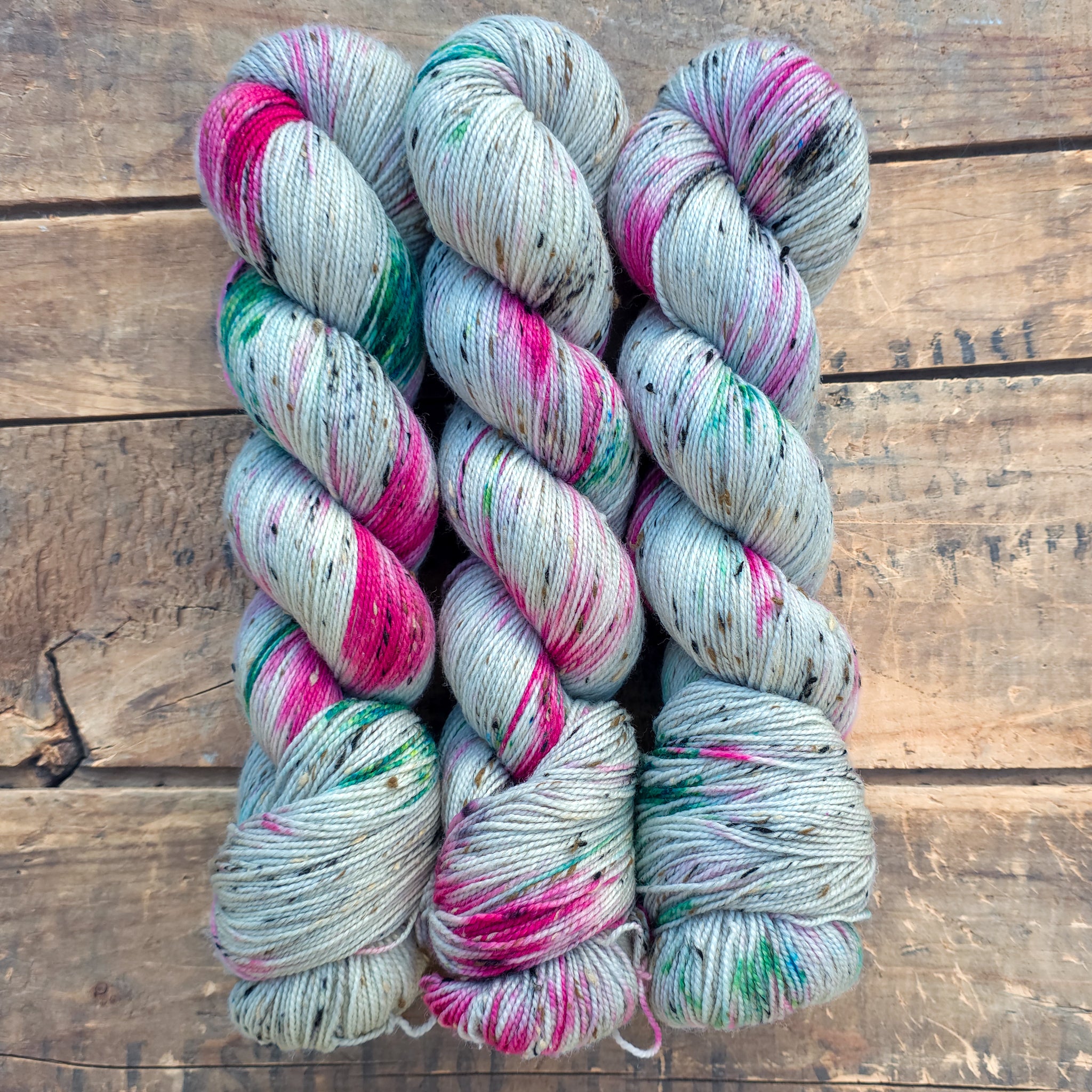 Holly In The Snow | wood lily sock