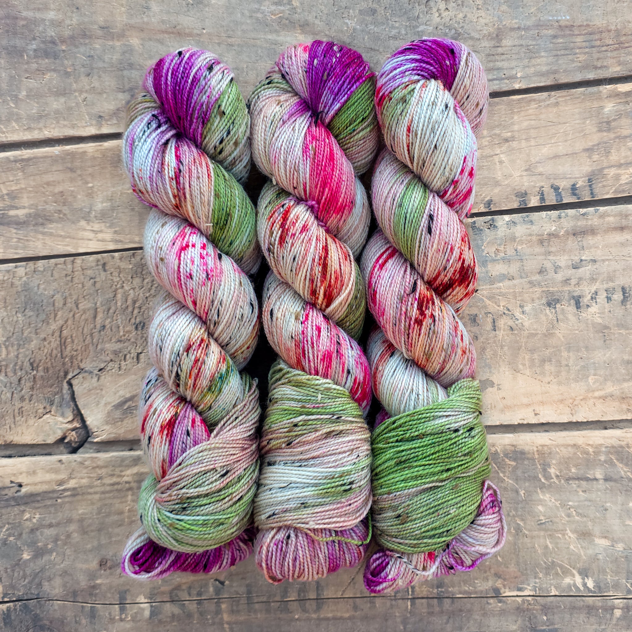 Peaches | wood lily sock