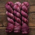 Sweet Romance | wood lily dk