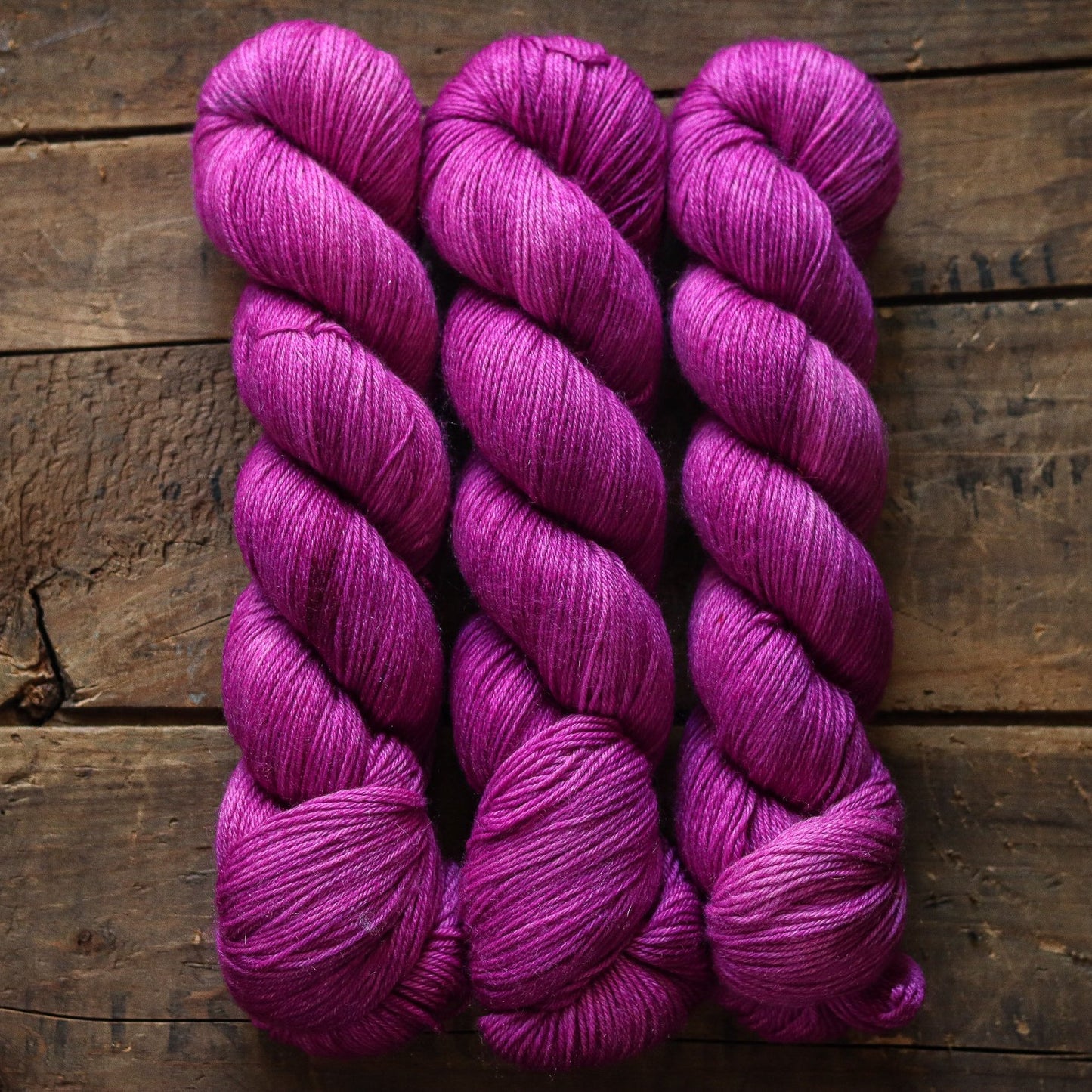 Berry Kiss | violet sock