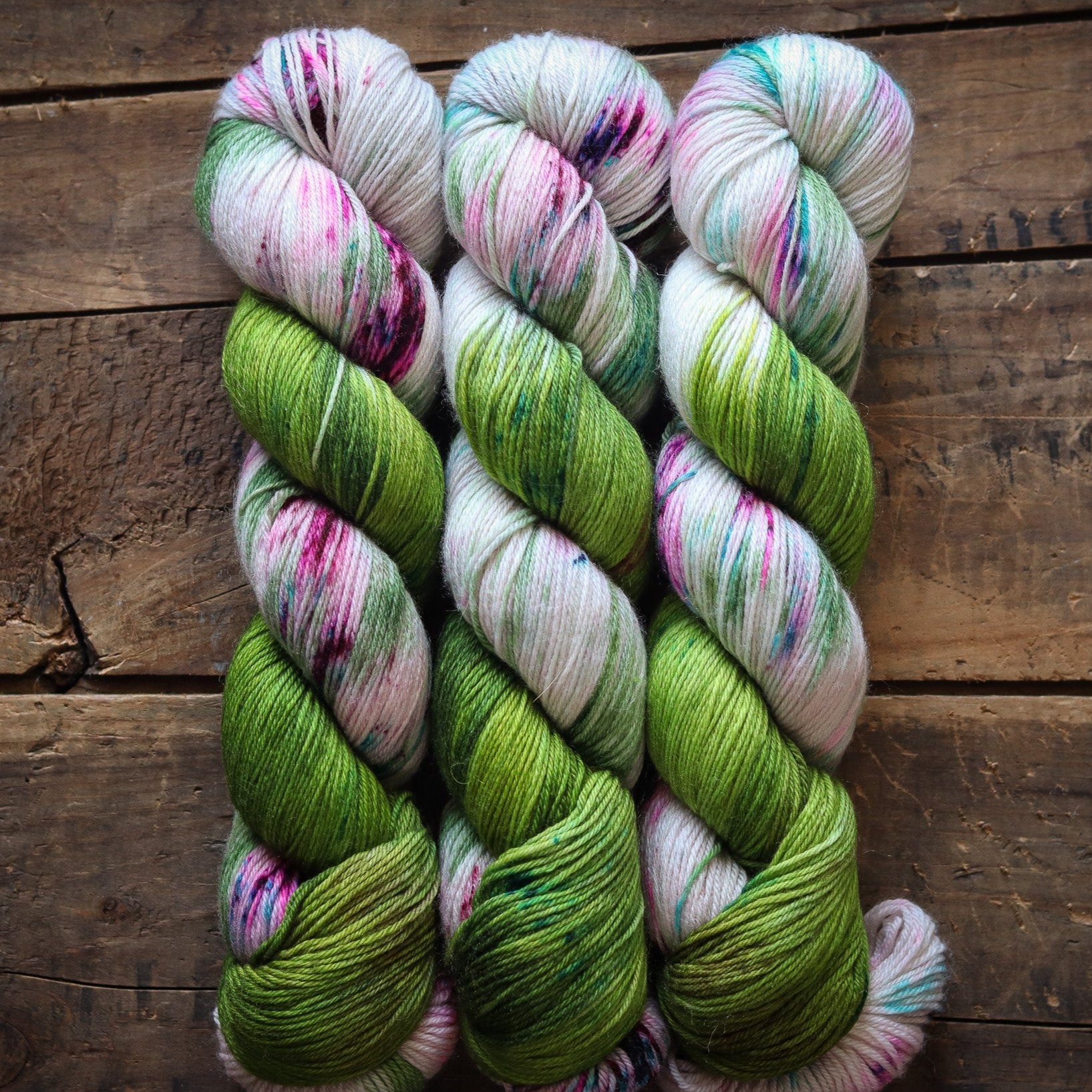 Deck The Halls | violet sock